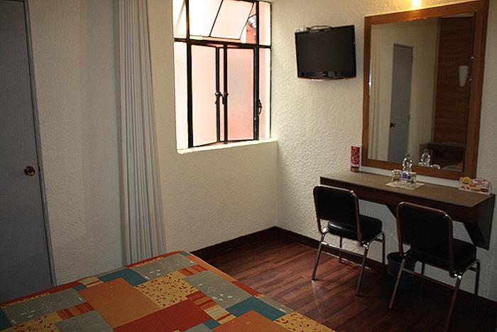 Hotel Ferrol เม็กซิโกซิตี้ ห้อง รูปภาพ